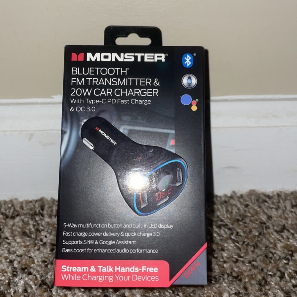 Bluetooth FM transmitter